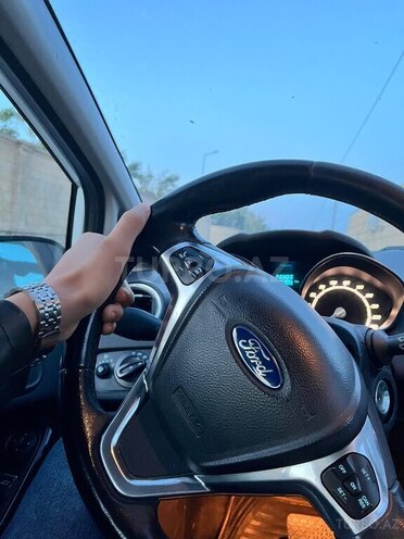 Ford Fiesta 2014, 168,000 km - 1.6 l - Bakı