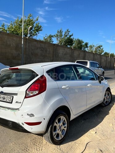 Ford Fiesta 2014, 168,000 km - 1.6 l - Bakı