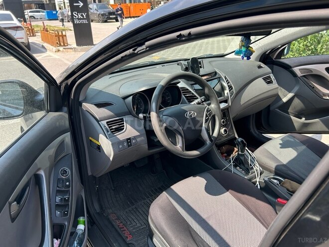 Hyundai Elantra 2015, 209,215 km - 2.0 л - Bakı