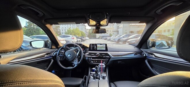 BMW 530-13