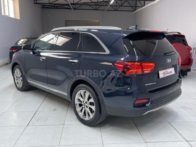 Kia Sorento-5