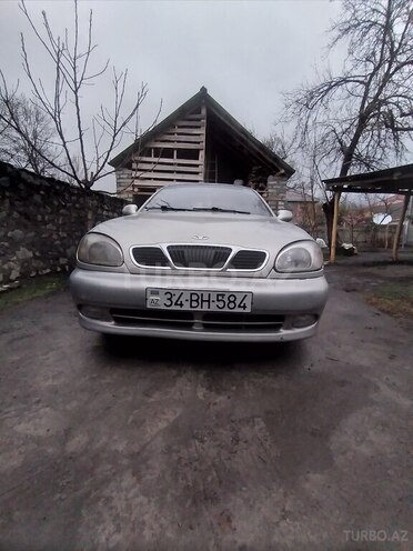 Daewoo Lanos 2010, 288,563 km - 1.5 l - Qax