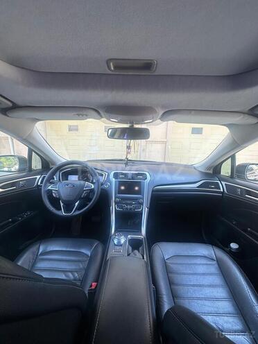 Ford Fusion (North America)-8