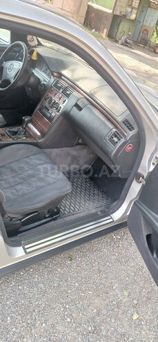 Mercedes E 200 1996, 212,000 km - 2.0 л - Tərtər