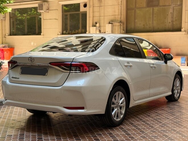 Toyota Corolla 2021, 98,000 km - 1.6 l - Bakı
