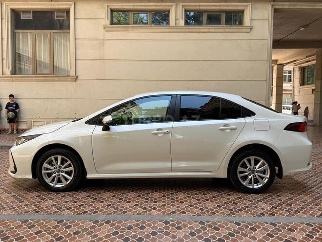 Toyota Corolla 2021, 98,000 km - 1.6 l - Bakı