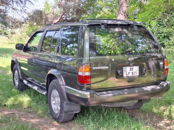 Nissan Pathfinder 1998, 191,560 km - 3.3 l - Gədəbəy