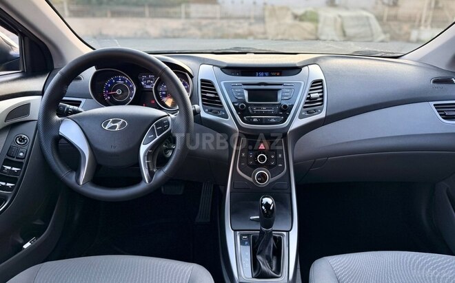 Hyundai Elantra 2015, 177,140 km - 1.8 l - Bakı