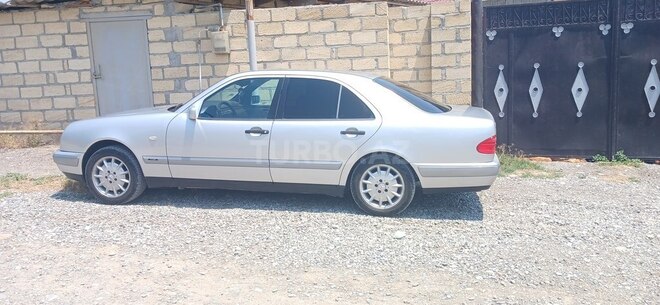 Mercedes E 200 1996, 212,000 km - 2.0 l - Tərtər