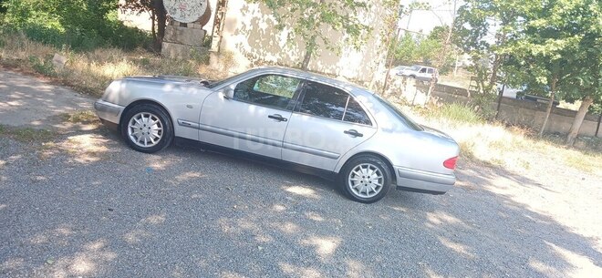 Mercedes E 200 1996, 212,000 km - 2.0 l - Tərtər