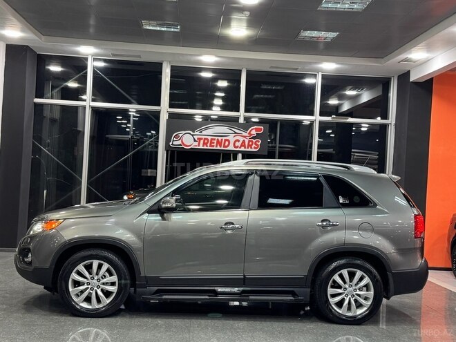 Kia Sorento-8