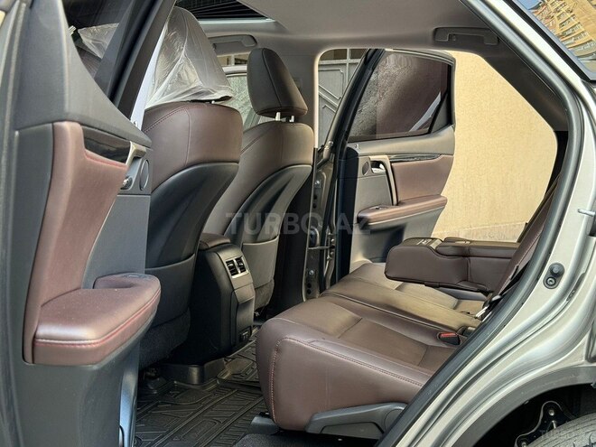 Lexus RX 300-12