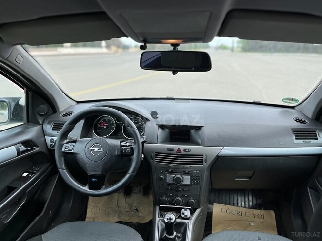 Opel Astra 2005, 250,000 km - 1.3 л - Gəncə