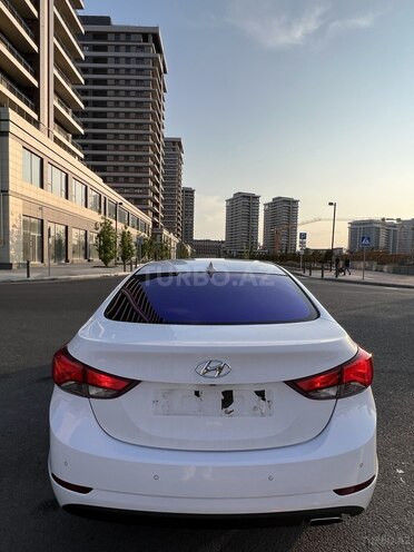 Hyundai Avante 2014, 200,000 km - 1.6 l - Bakı
