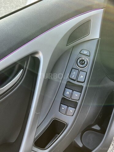 Hyundai Avante 2014, 200,000 km - 1.6 l - Bakı