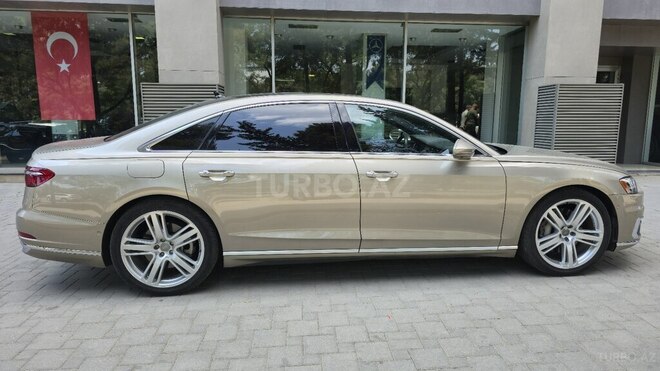Audi A8 2019, 56,000 km - 3.0 l - Bakı