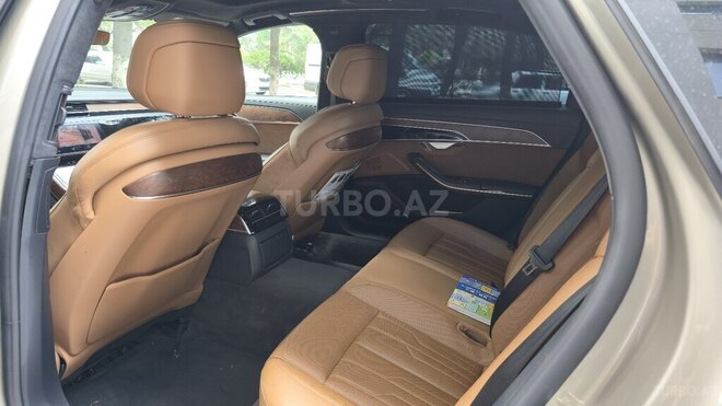 Audi A8 2019, 56,000 km - 3.0 l - Bakı