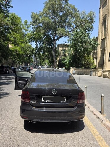 Volkswagen Polo 2019, 117,000 km - 1.6 l - Bakı