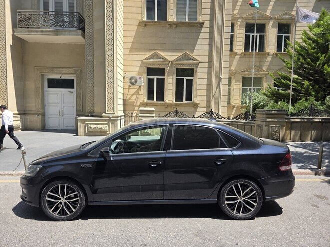 Volkswagen Polo 2019, 117,000 km - 1.6 l - Bakı