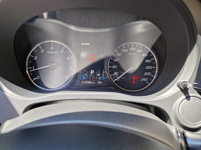 Mitsubishi Outlander 2015, 215,000 km - 2.4 л - Bakı