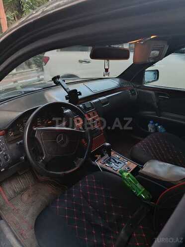 Mercedes E 220 d 1997, 639,000 km - 2.2 l - Bakı