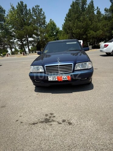 Mercedes C 200 1997, 520,000 km - 2.0 л - Beyləqan