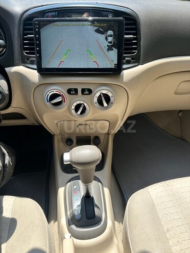 Hyundai Accent 2009, 250,000 km - 1.4 л - Bakı