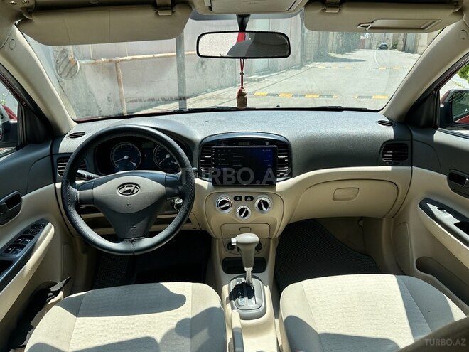 Hyundai Accent 2009, 250,000 km - 1.4 л - Bakı