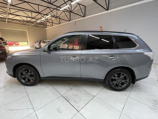Mitsubishi Outlander 2013, 212,050 km - 3.0 l - Sumqayıt