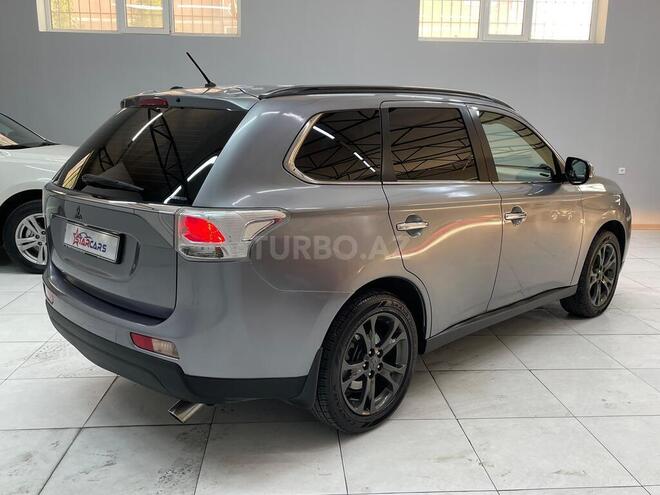 Mitsubishi Outlander 2013, 212,050 km - 3.0 l - Sumqayıt