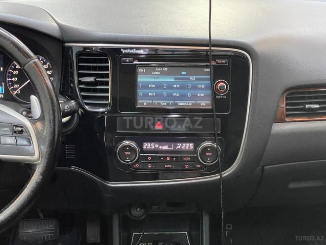 Mitsubishi Outlander 2013, 212,050 km - 3.0 l - Sumqayıt