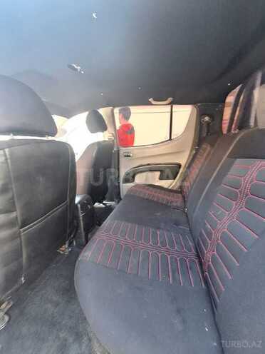 Mitsubishi L200 2007, 400,000 km - 2.5 l - Bakı