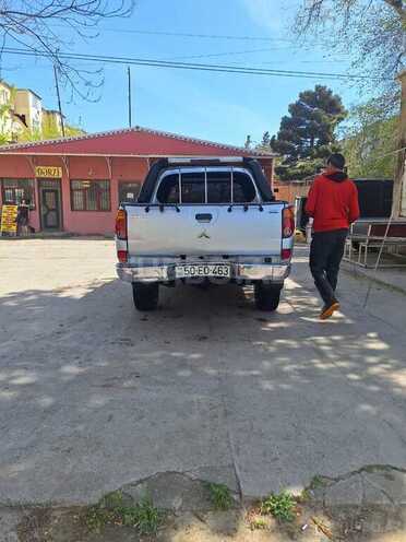 Mitsubishi L200 2007, 400,000 km - 2.5 l - Bakı