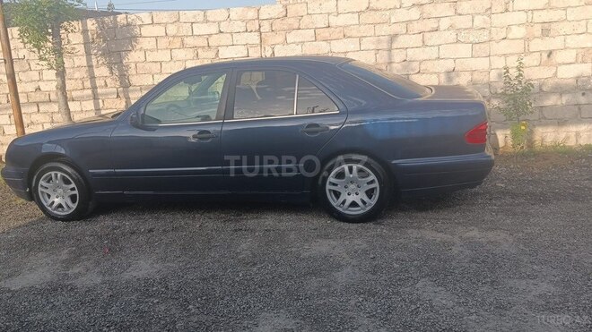 Mercedes E 200 1996, 350,000 km - 2.0 л - Bakı