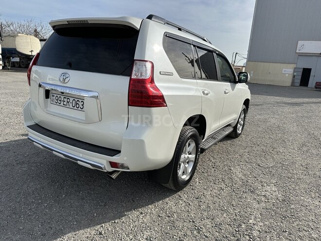 Toyota Land Cruiser Prado 2011, 305,000 km - 2.7 л - Bakı