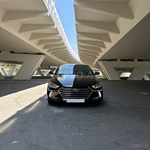 Hyundai Elantra 2018, 76,700 km - 2.0 l - Bakı