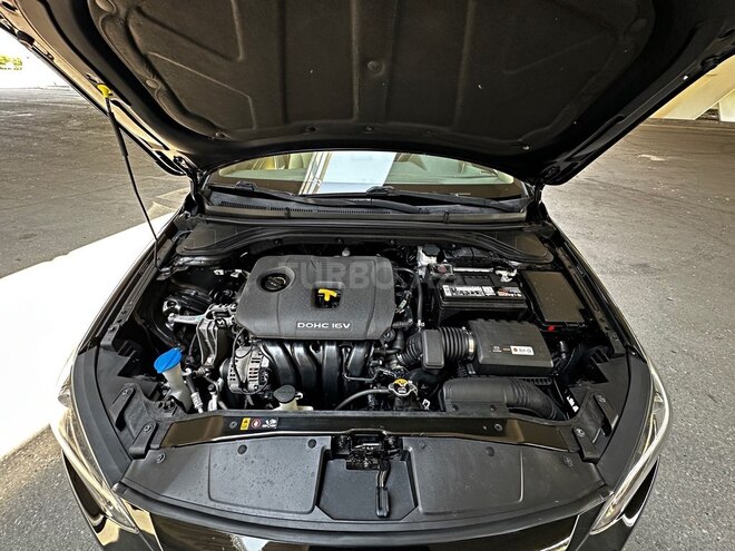 Hyundai Elantra 2018, 76,700 km - 2.0 l - Bakı