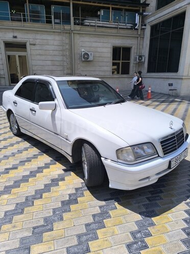 Mercedes C 230 1999, 204,334 km - 2.3 l - Bakı