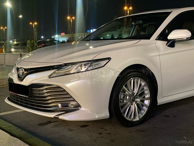 Toyota Camry 2018, 80,000 km - 2.5 л - Bakı