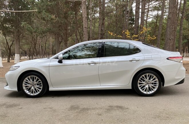 Toyota Camry 2018, 80,000 km - 2.5 л - Bakı