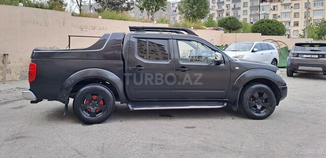Nissan Navara 2011, 385,000 km - 2.5 l - Bakı