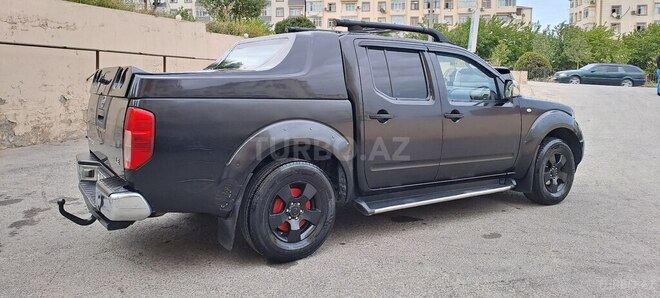 Nissan Navara 2011, 385,000 km - 2.5 l - Bakı