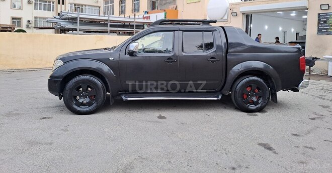 Nissan Navara 2011, 385,000 km - 2.5 l - Bakı