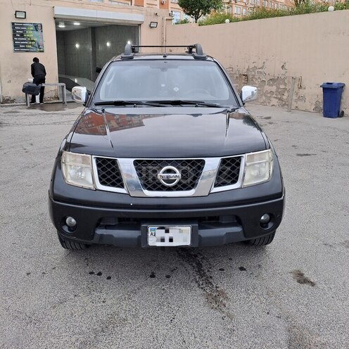 Nissan Navara 2011, 385,000 km - 2.5 l - Bakı