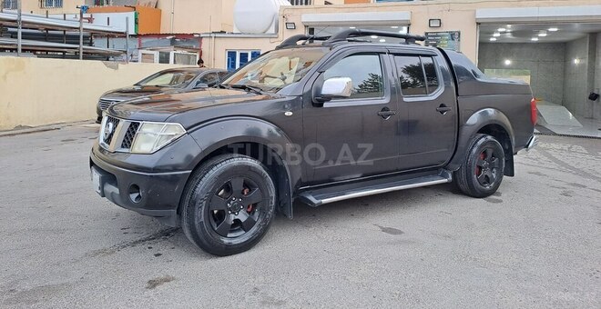 Nissan Navara 2011, 385,000 km - 2.5 l - Bakı