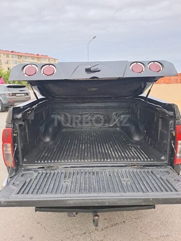 Nissan Navara 2011, 385,000 km - 2.5 l - Bakı