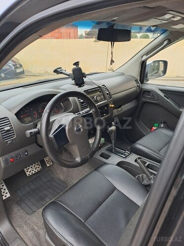 Nissan Navara 2011, 385,000 km - 2.5 l - Bakı