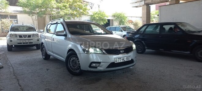 Kia  2009, 260,000 km - 1.6 l - Bakı