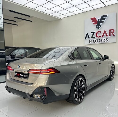 BMW 520 2023, 28,500 km - 2.0 l - Bakı