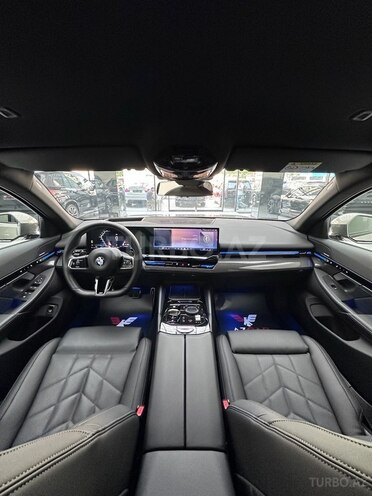 BMW 520-16